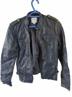Vero Moda Women’s Faux Leather Biker Jacket – Size M